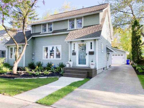1338 West 8th Street