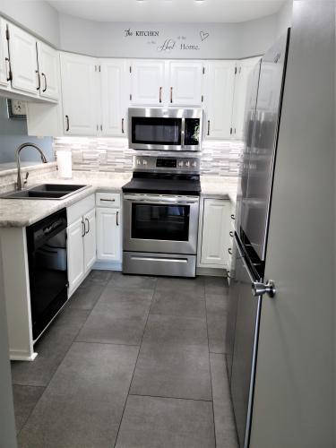 1192 Blossom Ct