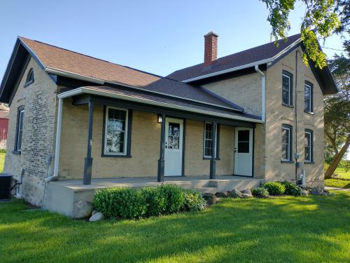 1707 Decorah Road